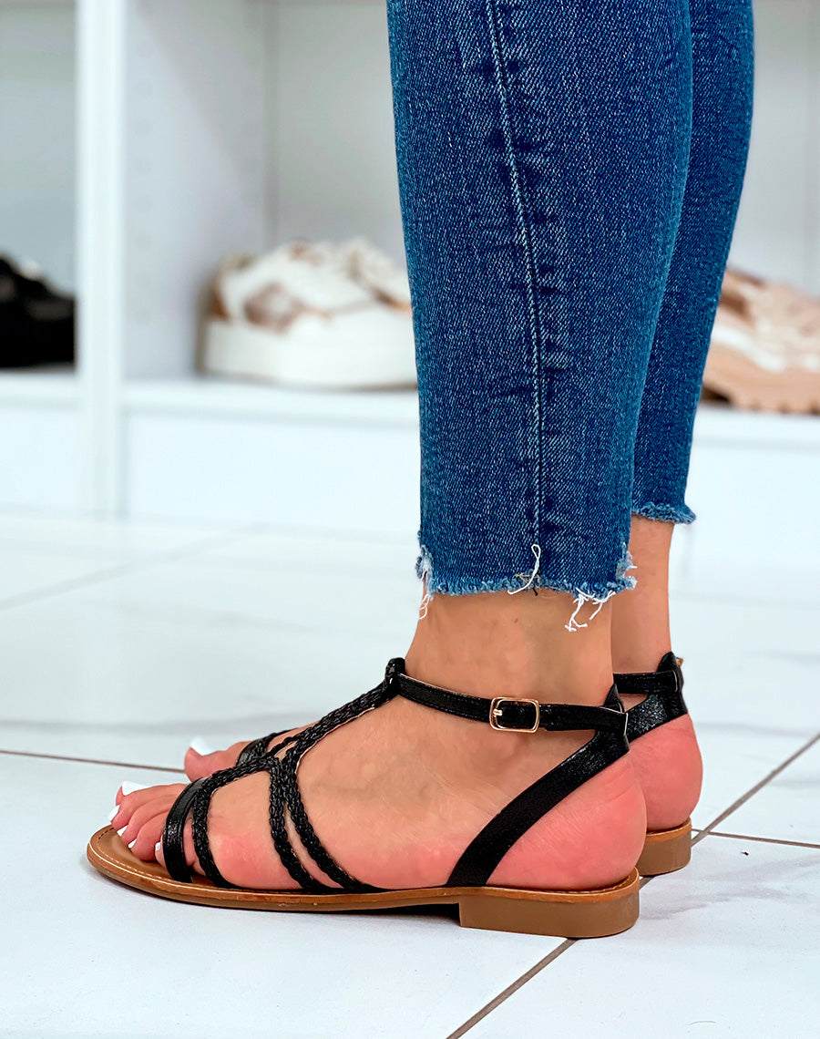 Nu-pieds noirs à multiples brides tressées