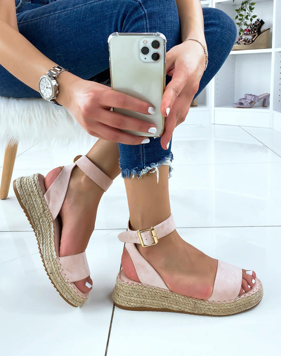 Nu-pieds rose poudré en suédine à plateforme