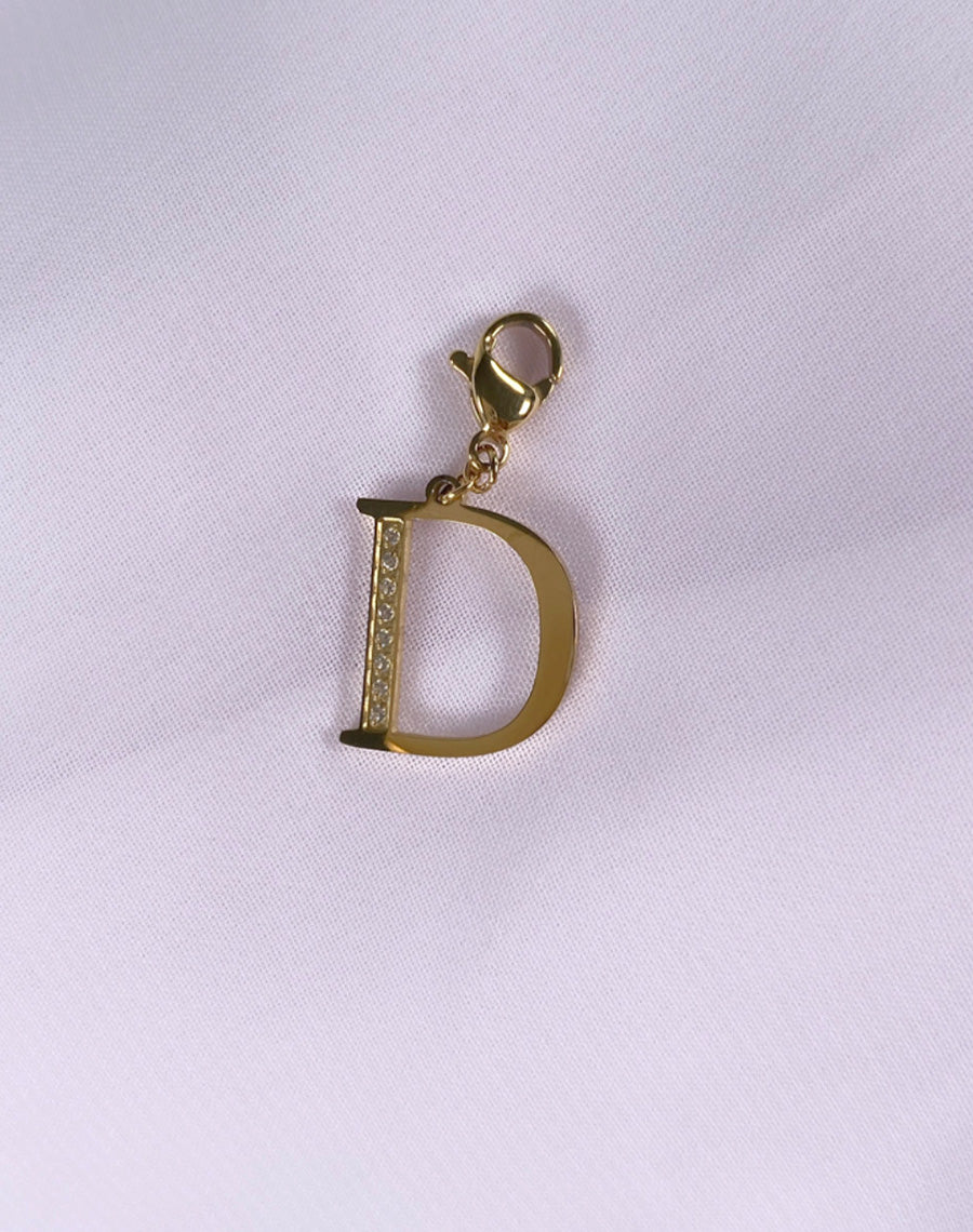 Pendentif D
