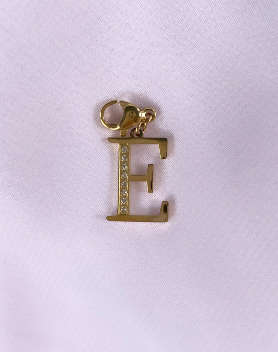 Pendentif E