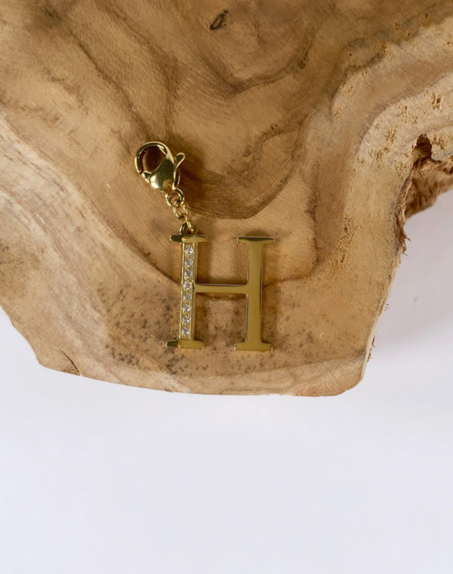 Pendentif H