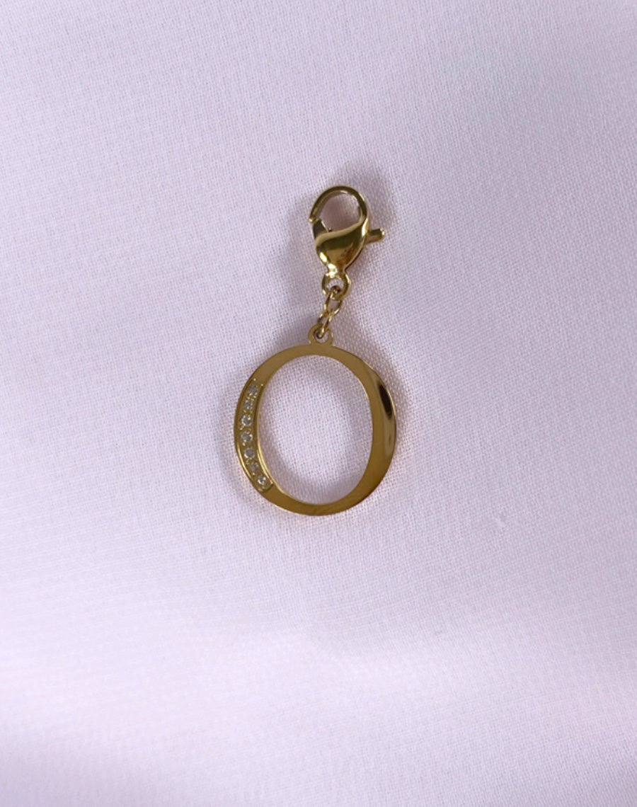 Pendentif O