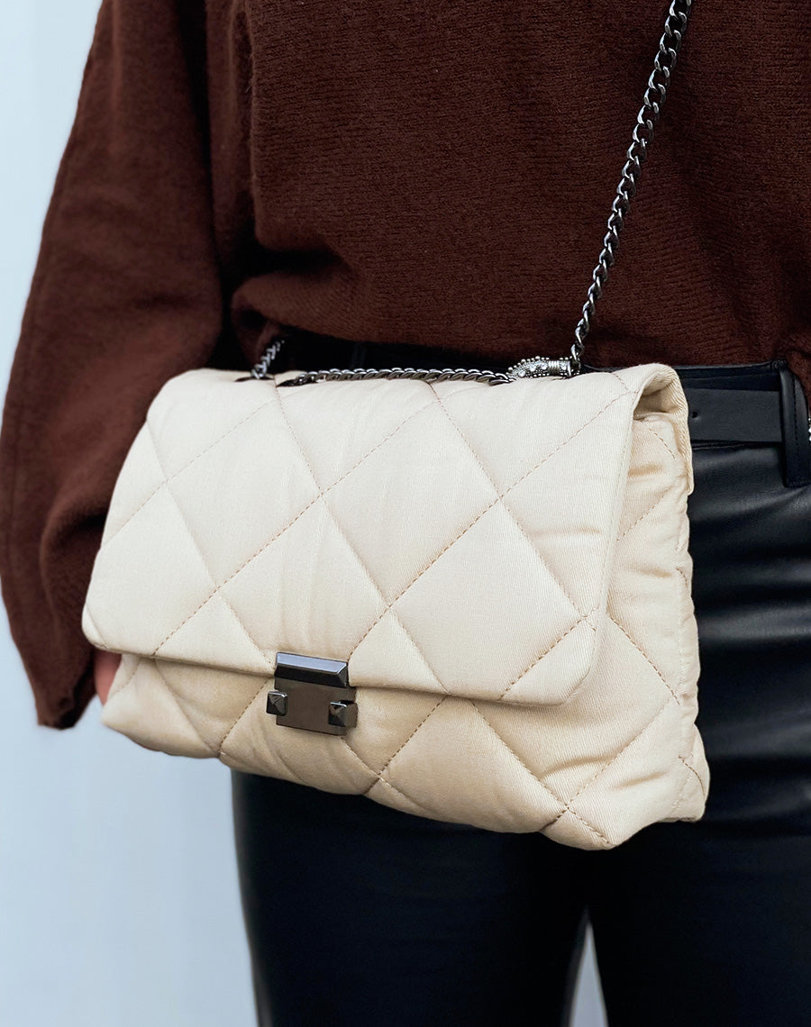 Pochette en jean beige matelassé