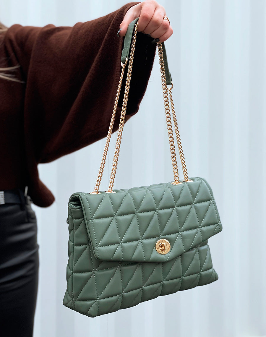 Pochette vert kaki matelassé à chaînes dorées