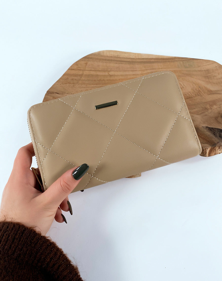 Portefeuille beige matelassé