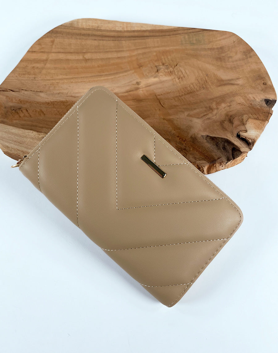 Portefeuille beige matelassé chevron