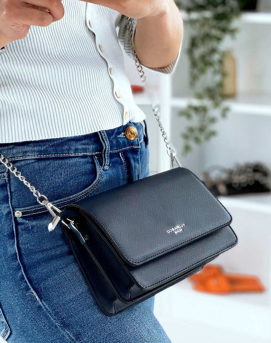 Sac à bandoulière bleu marine à détail argenté