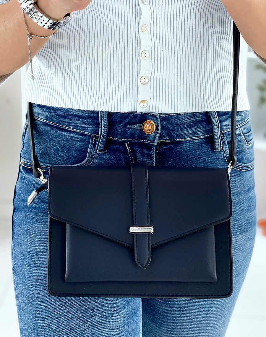 Sac à bandoulière bleu marine à détail argenté