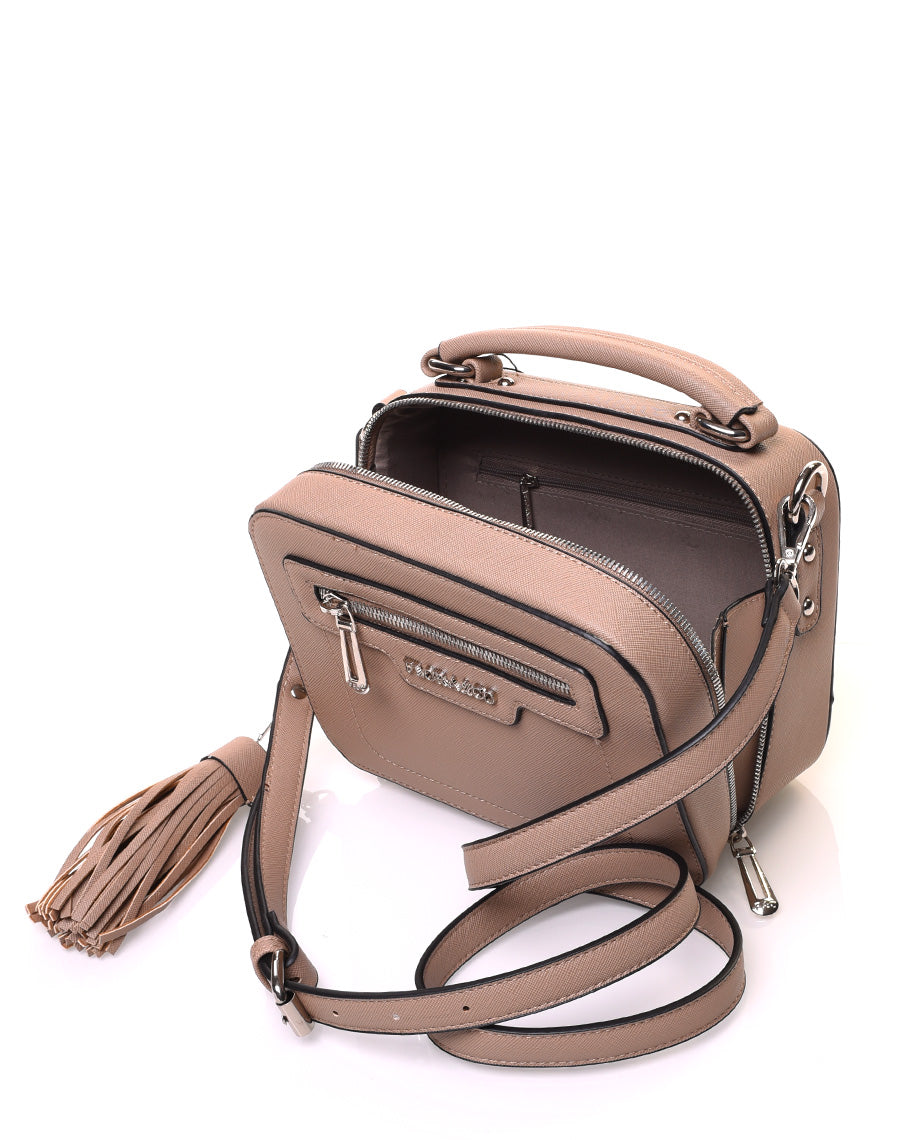 Sac bandoulière carré rigide type mallette marron glacé