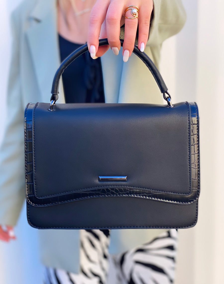 Sac bandoulière noir à détail coco