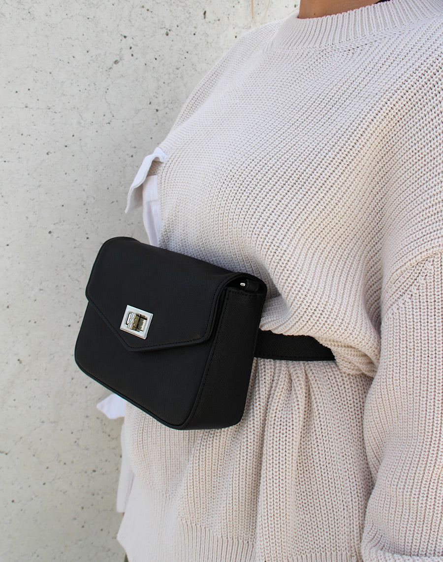 Sac bandoulière noir effet grainé