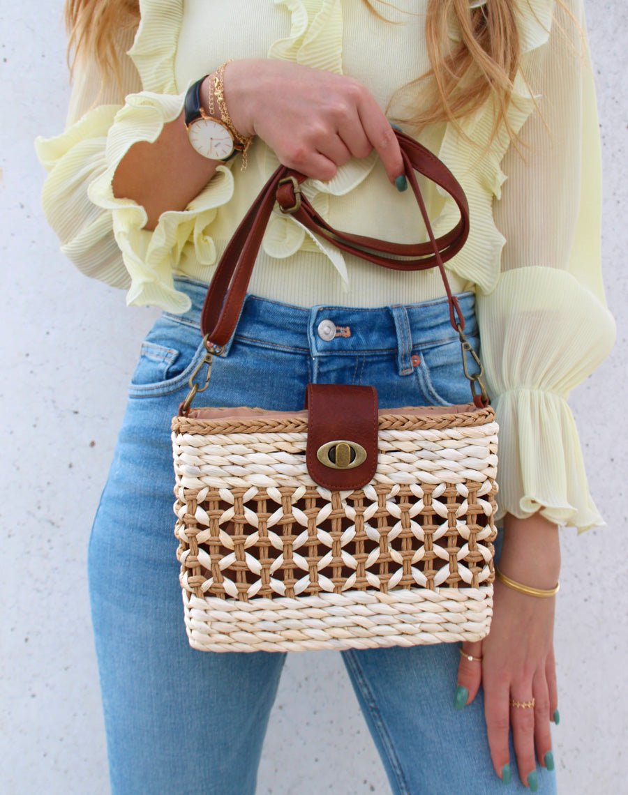 Sac bandoulière rectangulaire en paille tressé bicolore