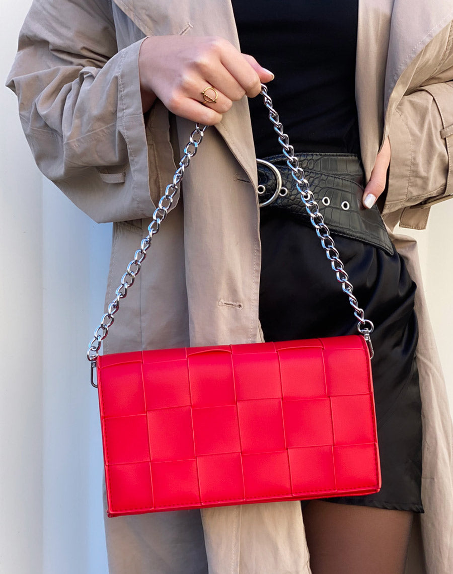 Sac bandoulière rouge effet damier
