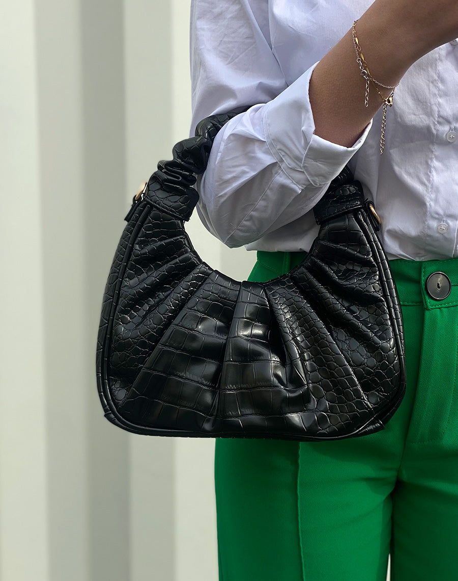 Sac besace noir effet croco plissé