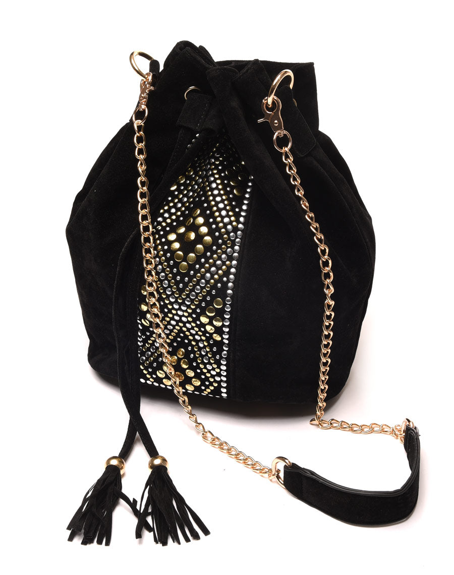 Sac bourse noir effet suédine et empiècements cloutés