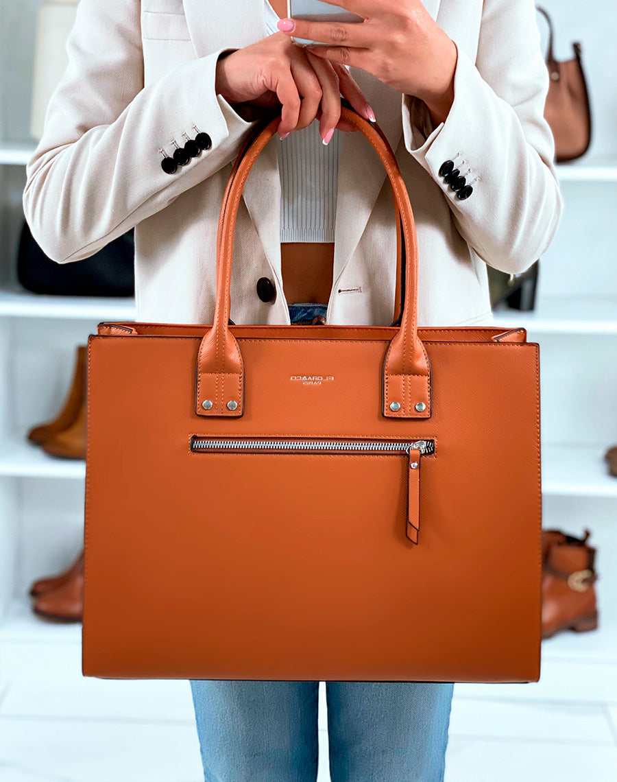SAC CAMEL INDISPENSABLE ? POCHE ? L?AVANT ET ? L?ARRI?RE