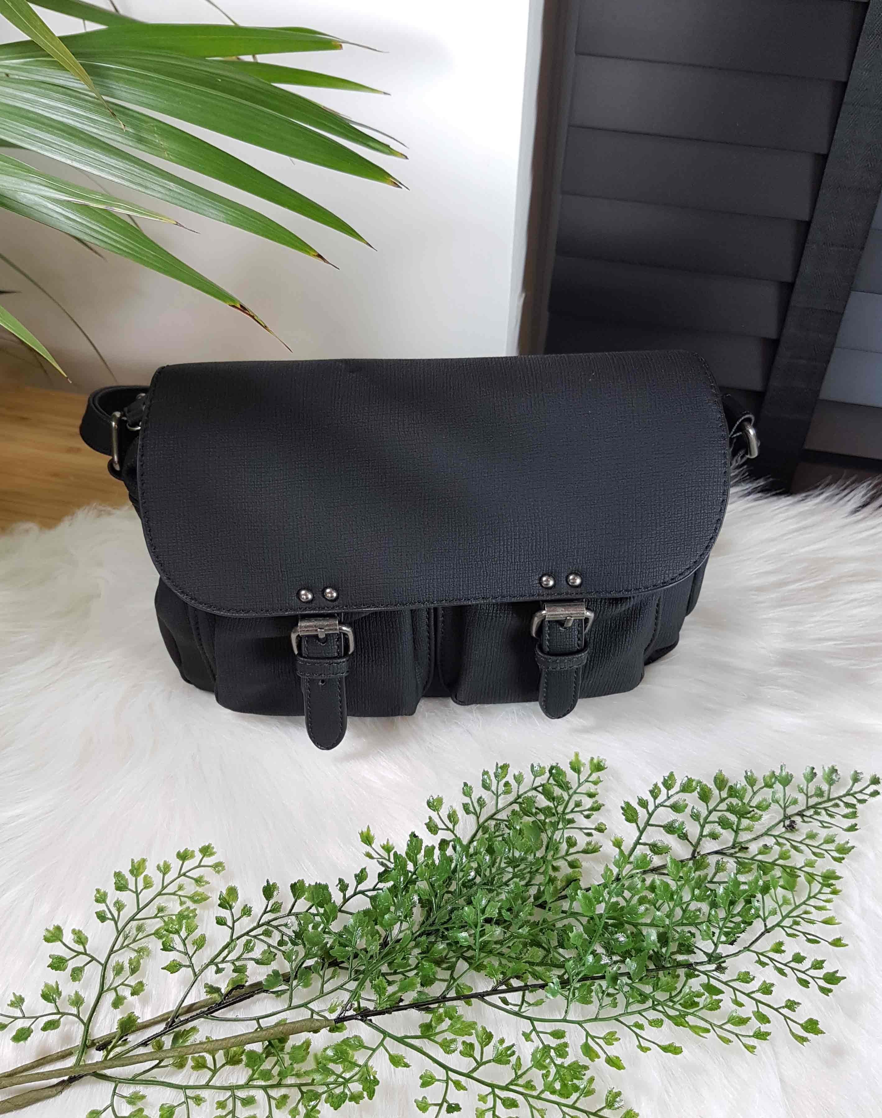 Sac cartable noir croisé