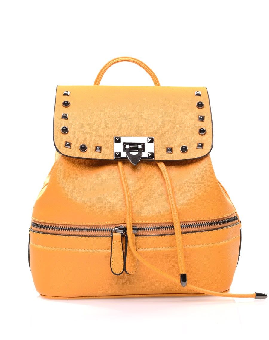 Sac à dos jaune clouté