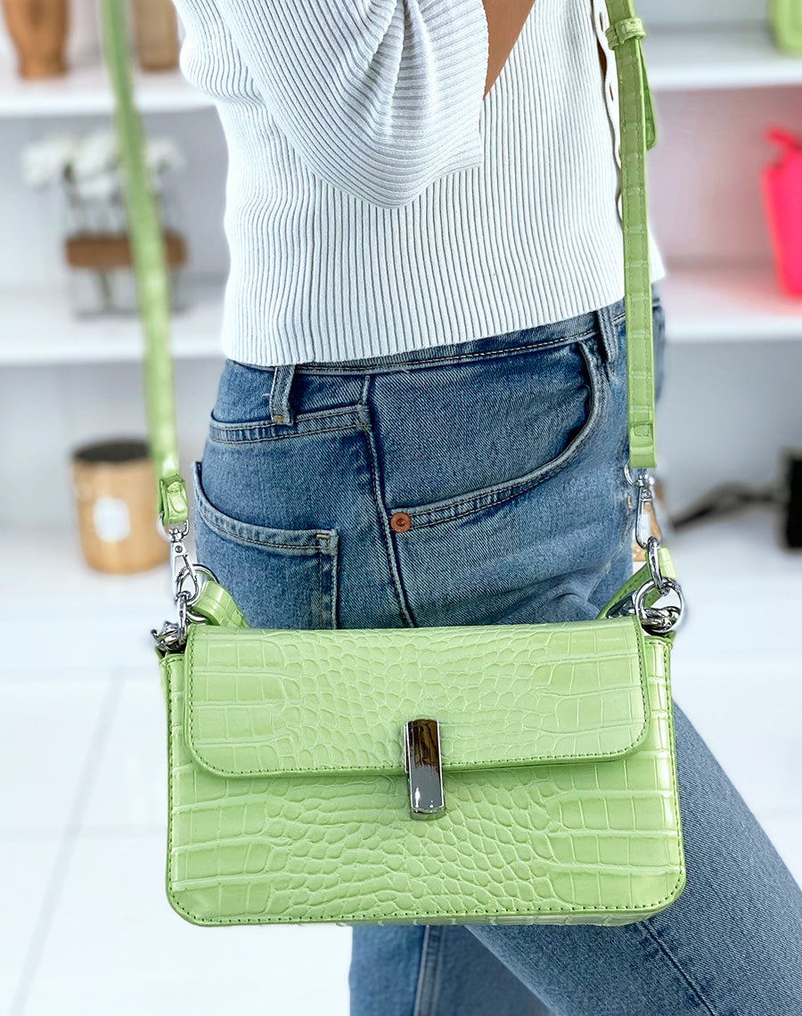 Sac en bandoulière vert pomme effet croco à chaîne