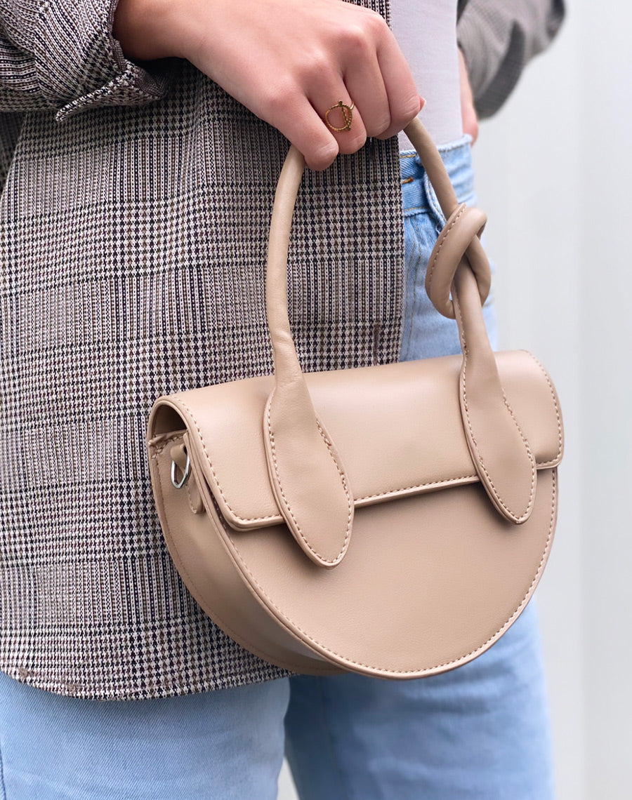 Sac à main arrondie beige à anse à nœud