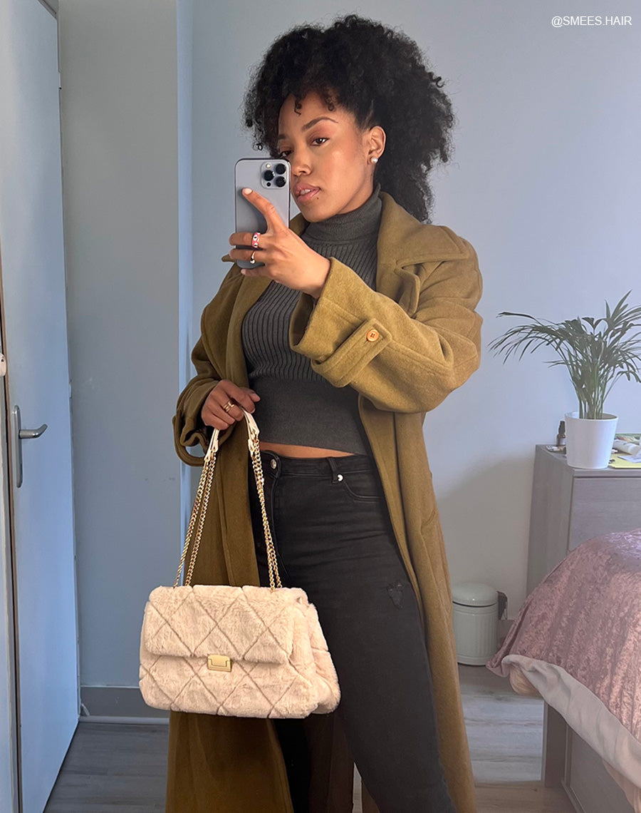 Sac à main beige fausse fourrure