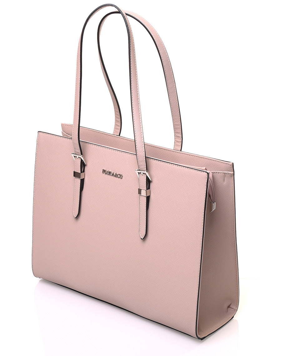 Sac à main beige rigide de forme rectangulaire