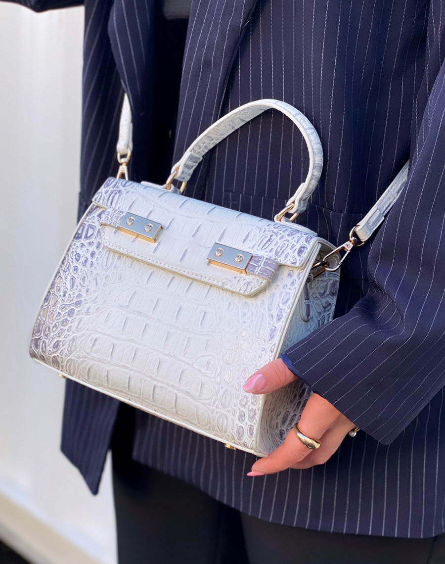 Sac à main blanc effet python gris à détails dorés