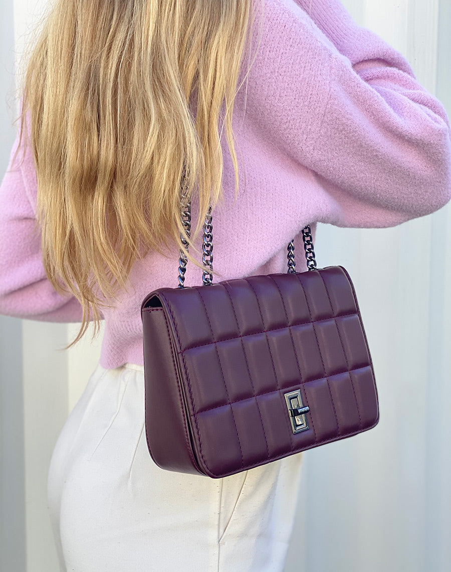 Sac à main bordeaux matelassé