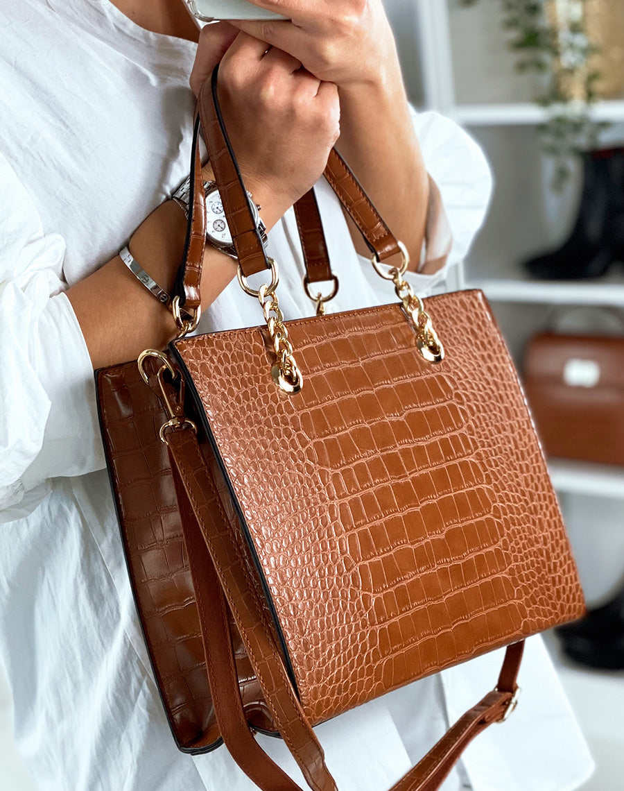 Sac à main camel effet croco à détail doré