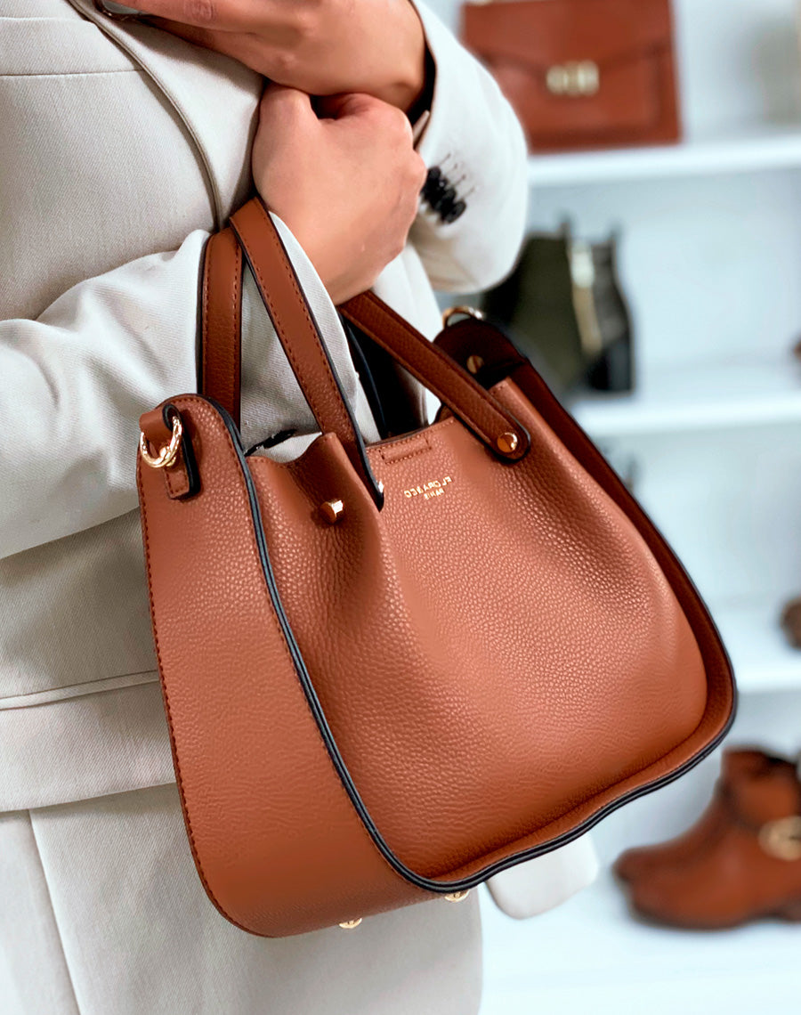 Sac à Main Camel - Le Chic Contemporain Au Creux De Votre Main