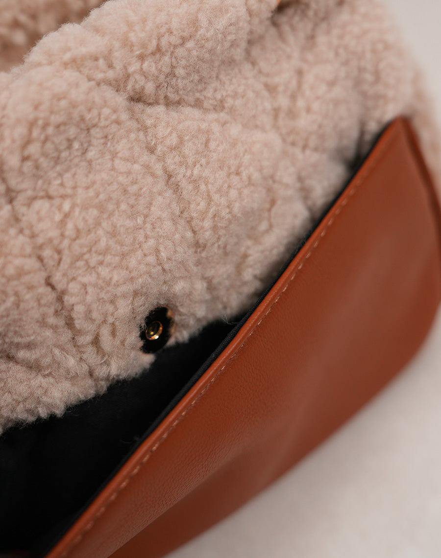 Sac à main en fourrure