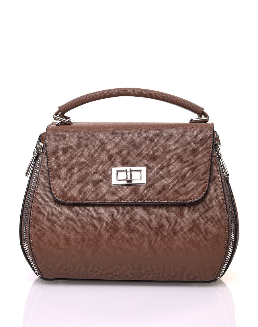 Sac à main marron à petite hanse avec verrou tournant