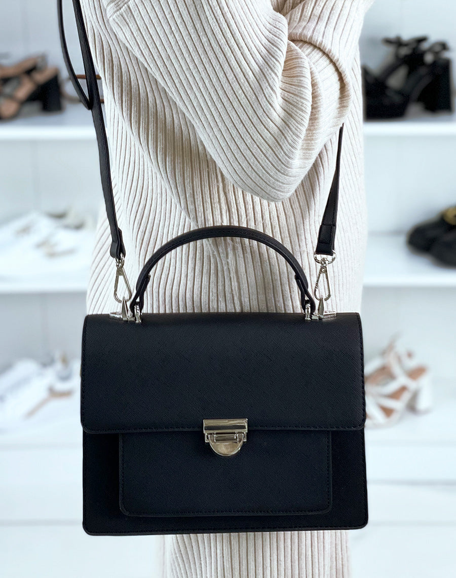 Sac à main noir avec bandoulière