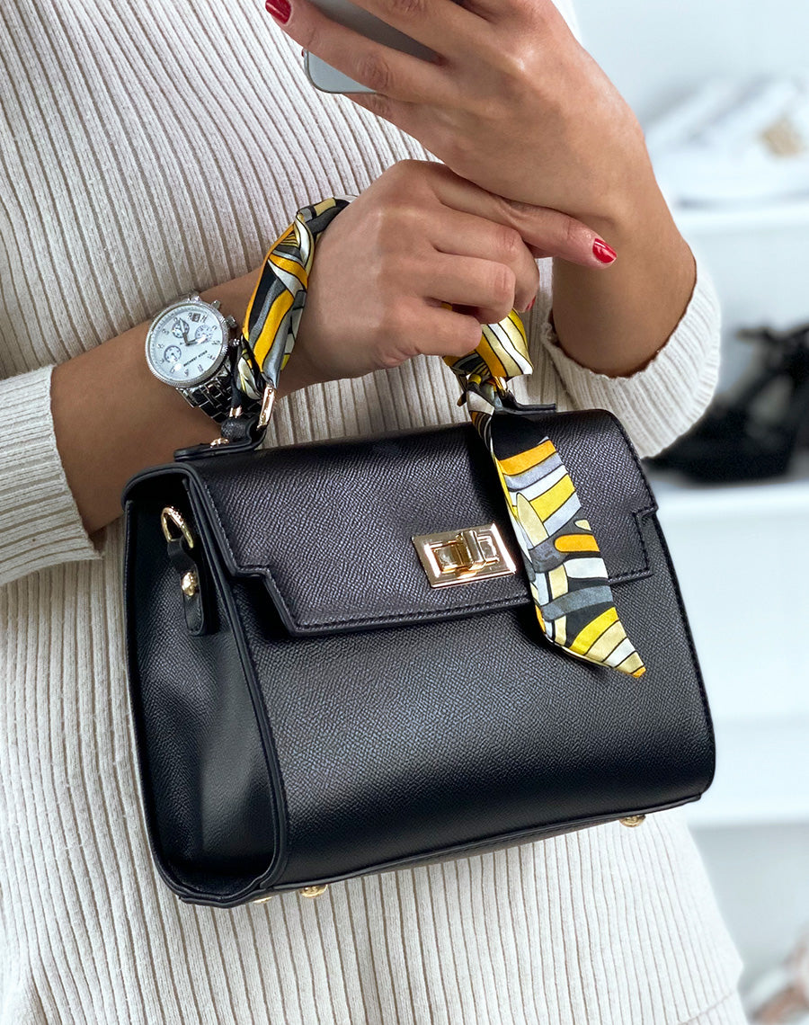 Sac à main noir avec foulard
