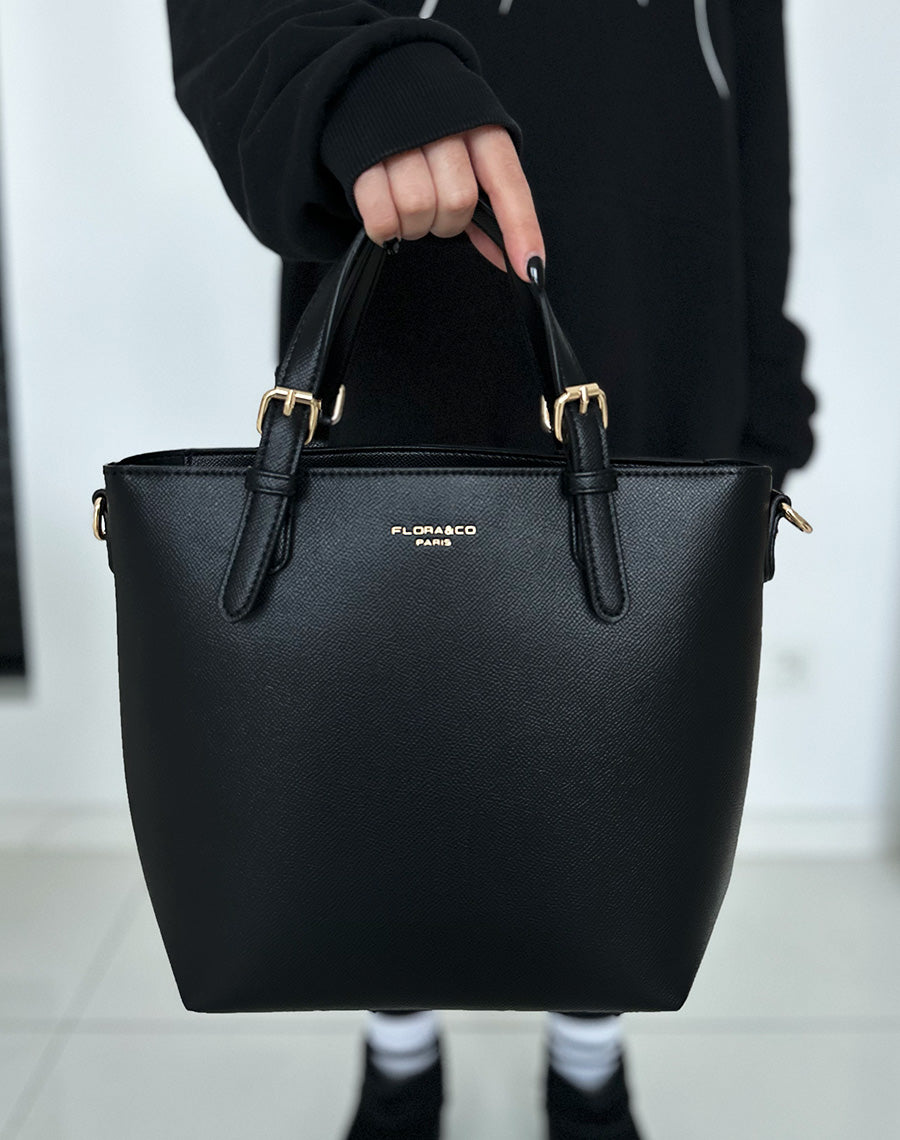 Sac à main noir à détail doré