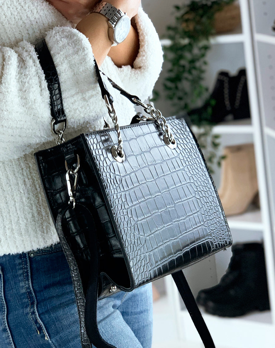 Sac à main noir effet croco à chaînes argentées
