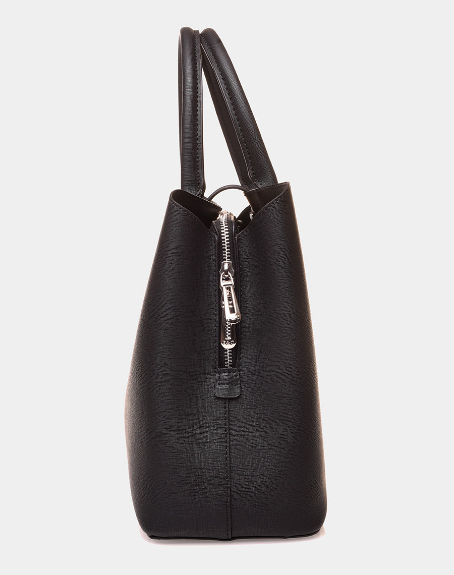 Sac à main noir à lanière aimante