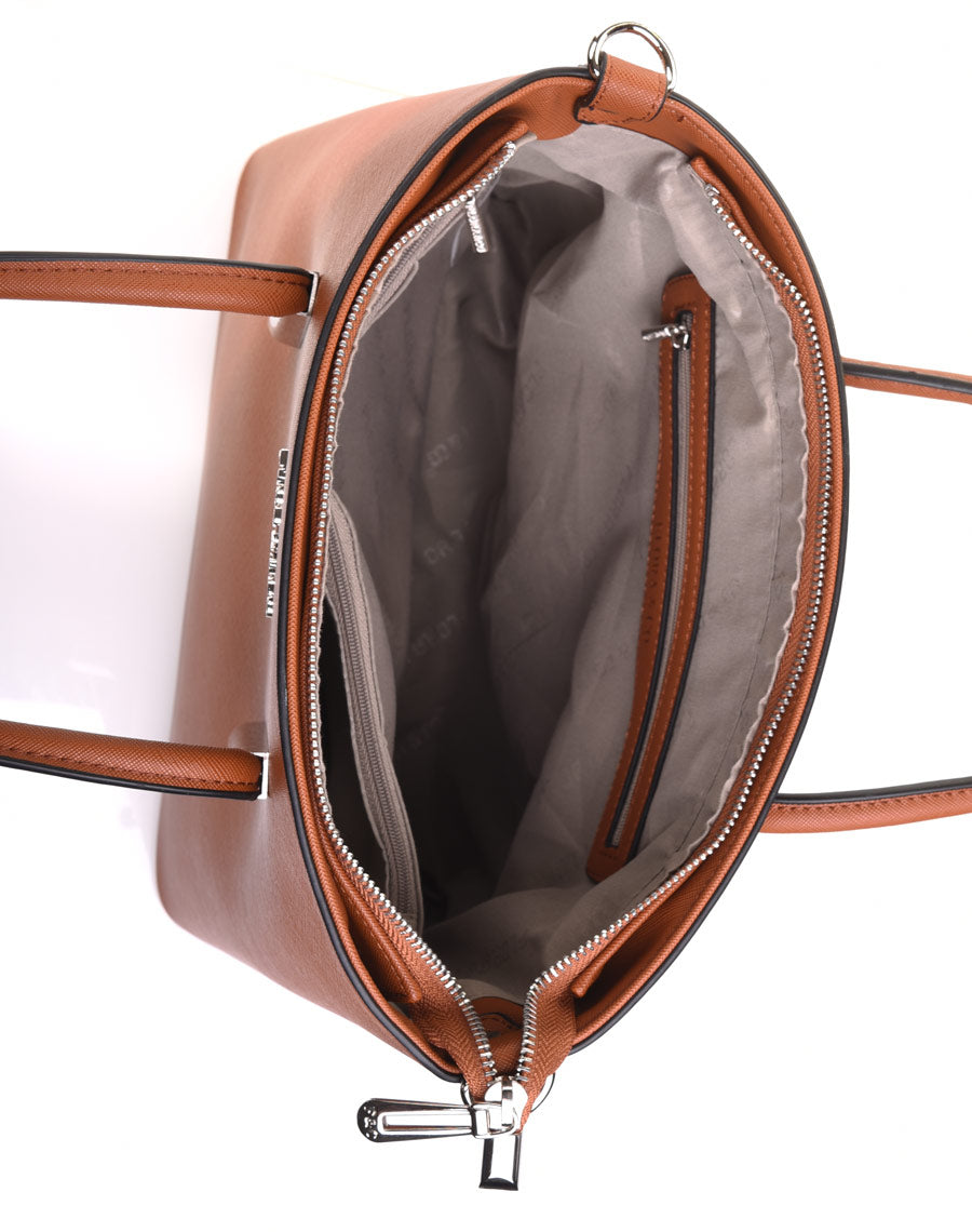 Sac à main taille moyenne camel