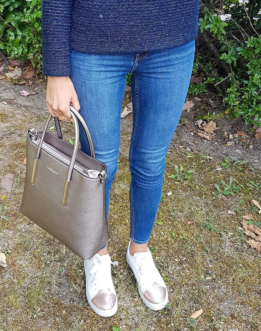 Sac à main taille moyenne taupe métallisé