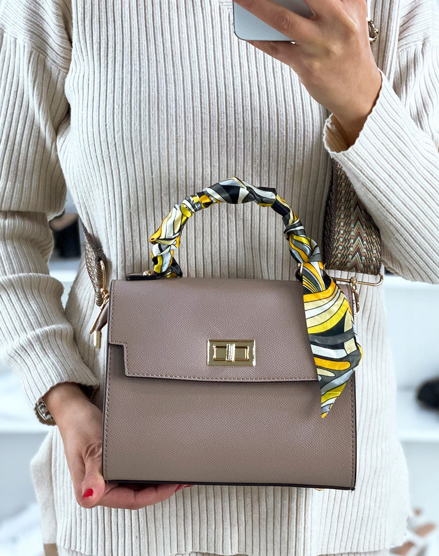 Sac à main taupe avec foulard