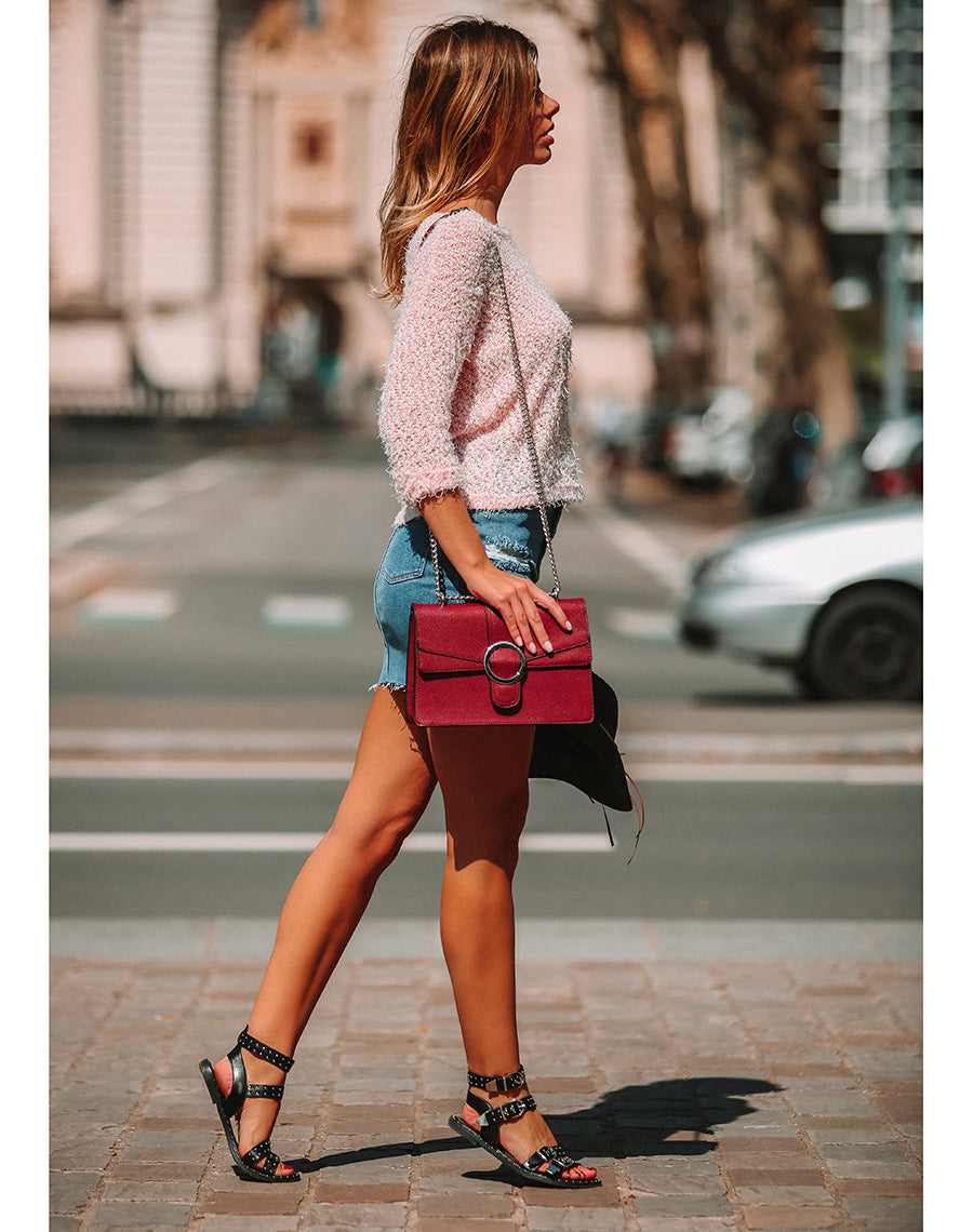 Sac à main texturé bordeaux effet double rabats et boucle argentée