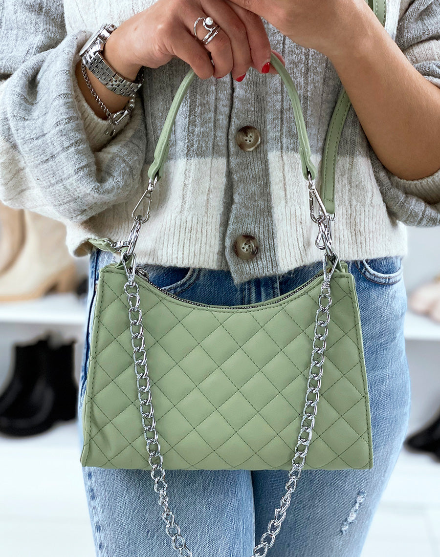 Sac à main vert pastel matelassé à chaîne argentée