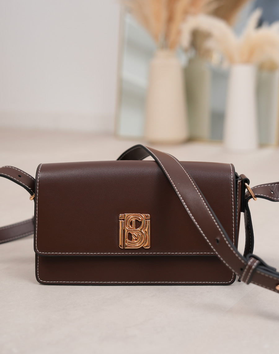 Sac marron chocolat à lanière ajustable