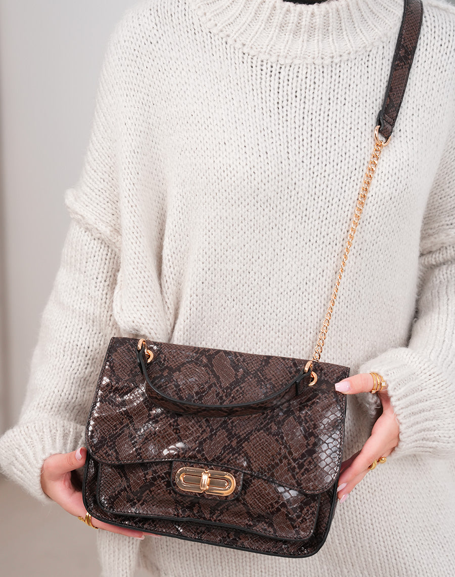 Sac marron vernis effet croco