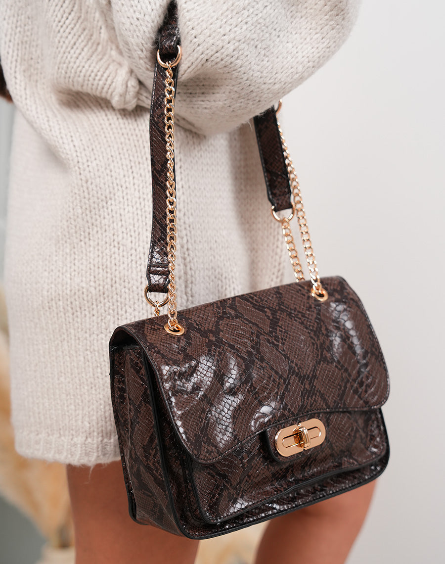 Sac marron vernis effet croco