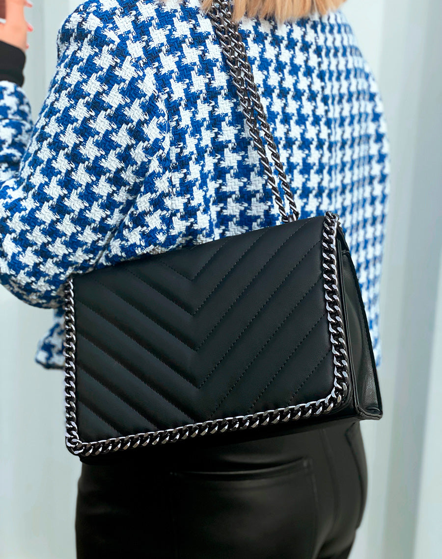 Sac noir bandoulière à chaine grise