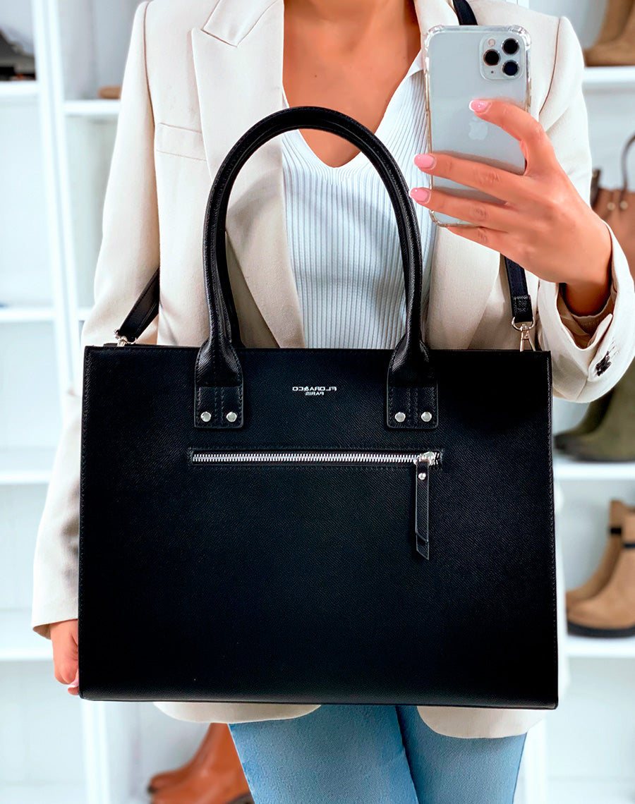 SAC NOIR INDISPENSABLE ? POCHE ? L?AVANT ET ? L?ARRI?RE