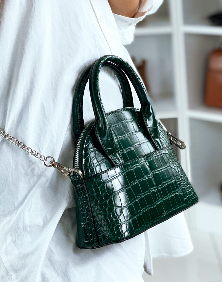 Sac vert bandoulière arrondi effet croco