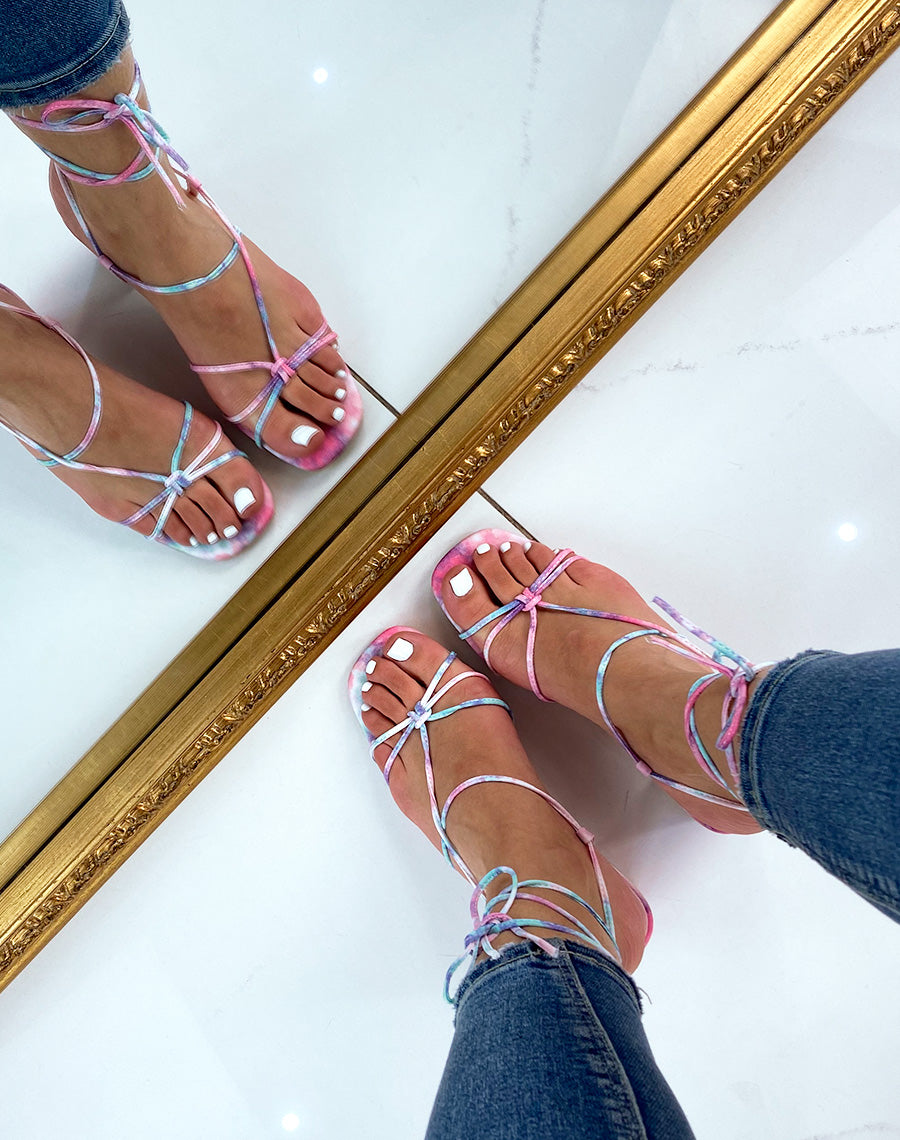 Sandale bleue tie and dye à talon