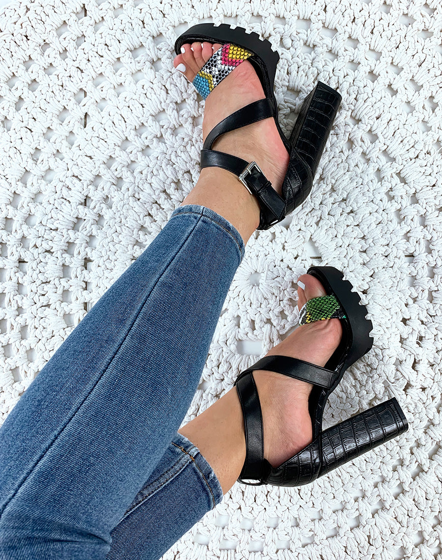 Sandale bride multicolore effet croco et python